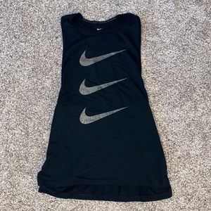 Nike women’s racer back Running Division tank top
